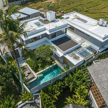 Villa Arunika - Stylish Tropical 2Br Villa Close To Nyanyi Beach! ตาบานัน ภายนอก รูปภาพ