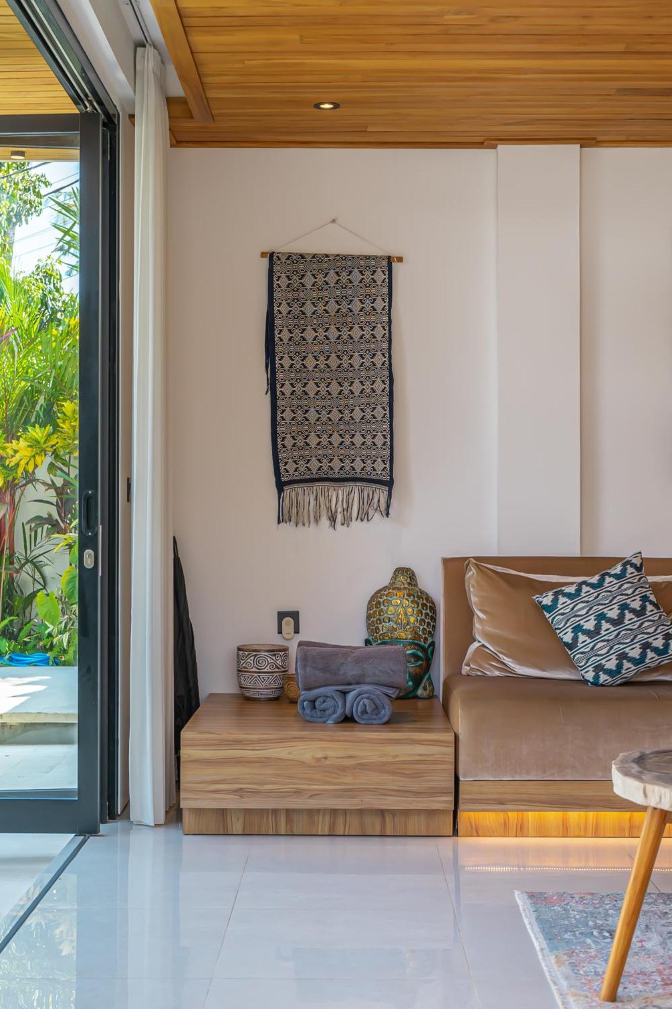 Villa Arunika - Stylish Tropical 2Br Villa Close To Nyanyi Beach! ตาบานัน ภายนอก รูปภาพ